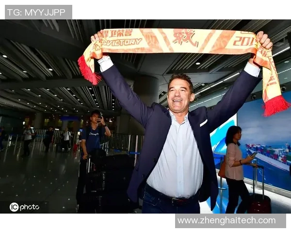 各大足球明星陆续抵达机场引发球迷热烈关注与期待